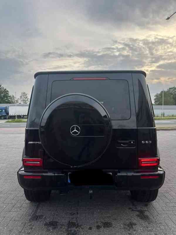 Mercedes-Benz Třídy G 4,0   G63 AMG - foto 14