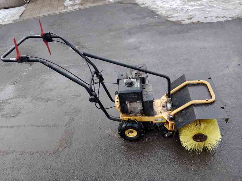 Zametací kartáč  - foto 2