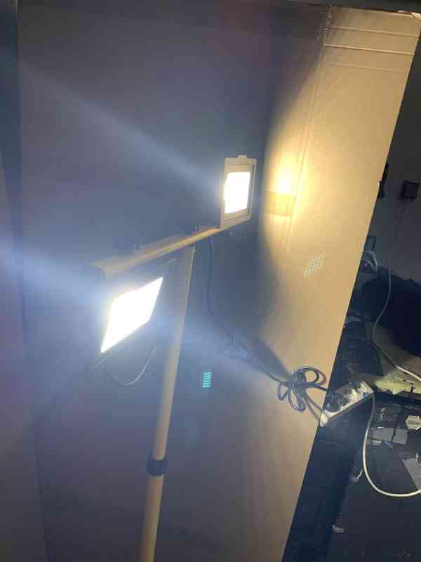 LED reflektor 2x50W se stativem kabel stojan novy - foto 36