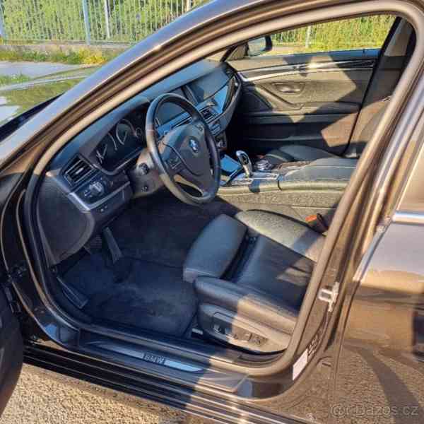 BMW Řada 5 5D31 530d xDrive Sedan	 - foto 6