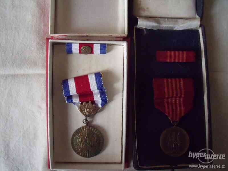 zbírka odznaku,medailí - foto 17