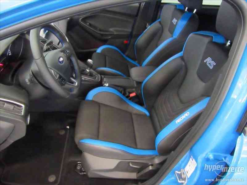 Ford Focus RS - foto 2