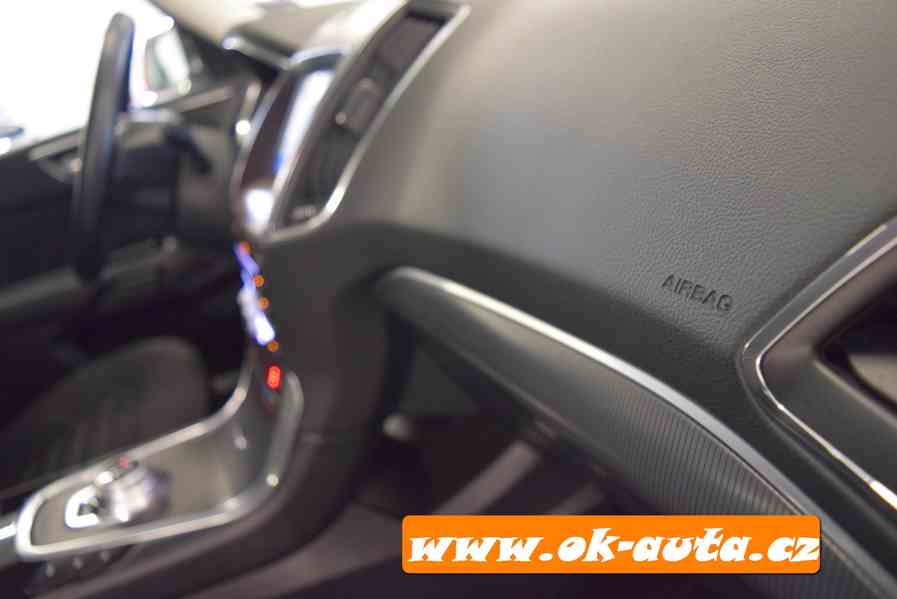 Ford Galaxy 2.0 TDCI TITANIUM LED 140 kW 7 MÍST 2021-DPH - foto 20