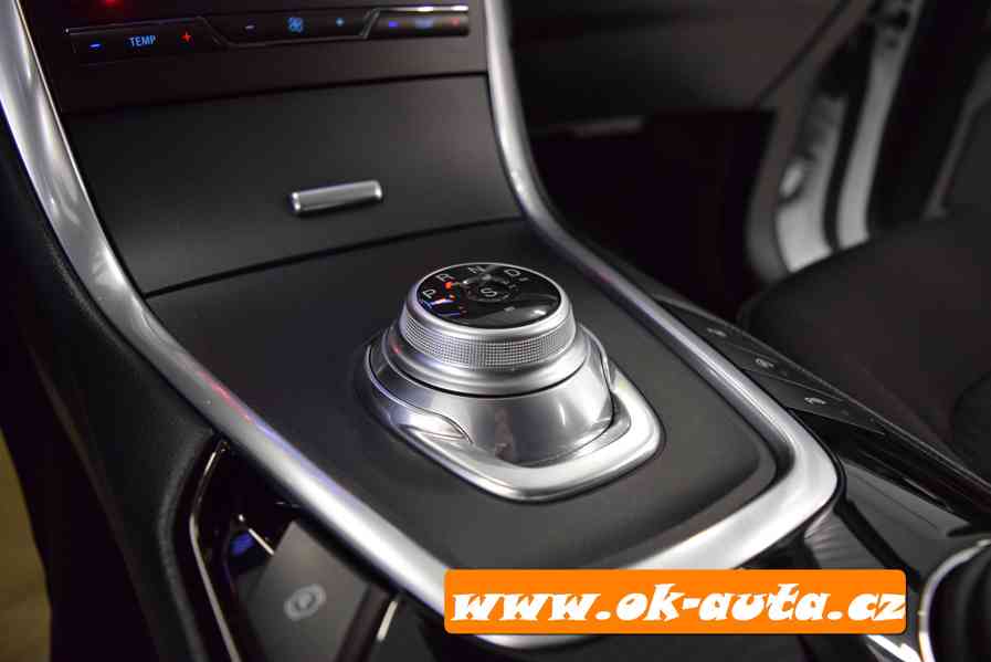 Ford Galaxy 2.0 TDCI TITANIUM LED 140 kW 7 MÍST 2021-DPH - foto 23
