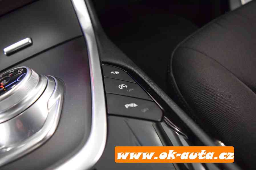 Ford Galaxy 2.0 TDCI TITANIUM LED 140 kW 7 MÍST 2021-DPH - foto 24