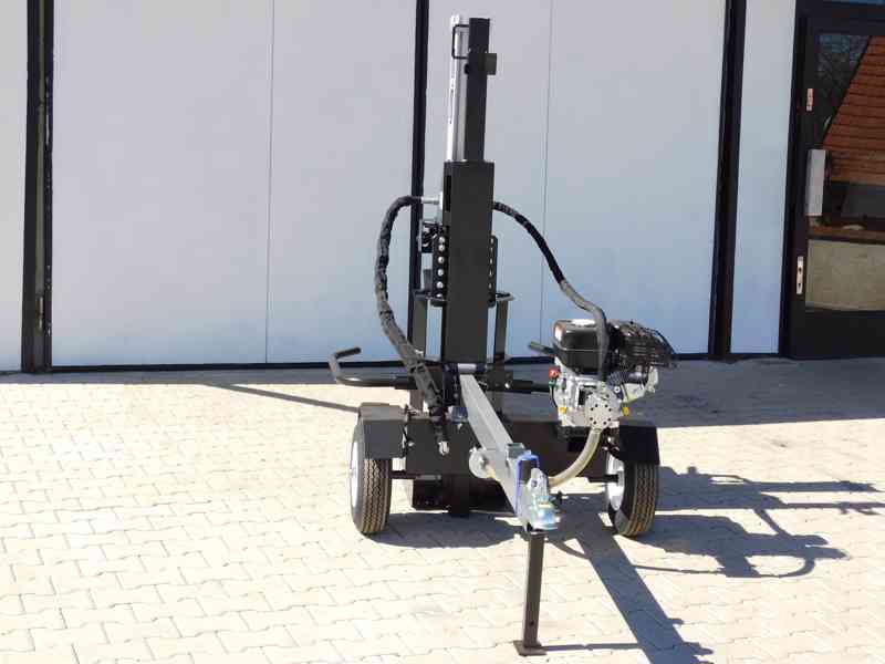 Jansen HS-22A62, 22 t, 62 cm, benzínová štípačka na dřevo  - foto 9