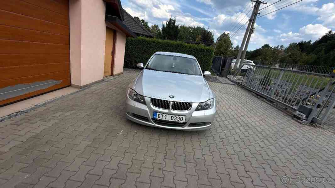 BMW Řada 3 3,0   e90 330xD - foto 8