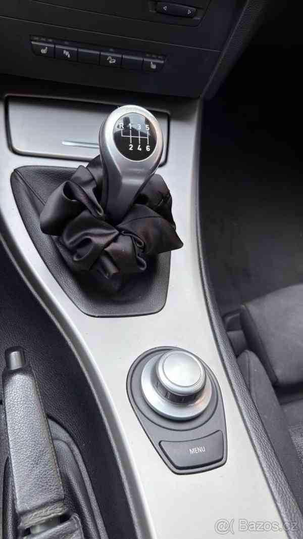 BMW Řada 3 3,0   e90 330xD - foto 3