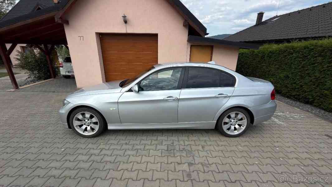 BMW Řada 3 3,0   e90 330xD - foto 2