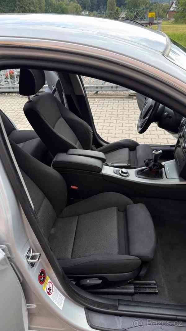 BMW Řada 3 3,0   e90 330xD - foto 11
