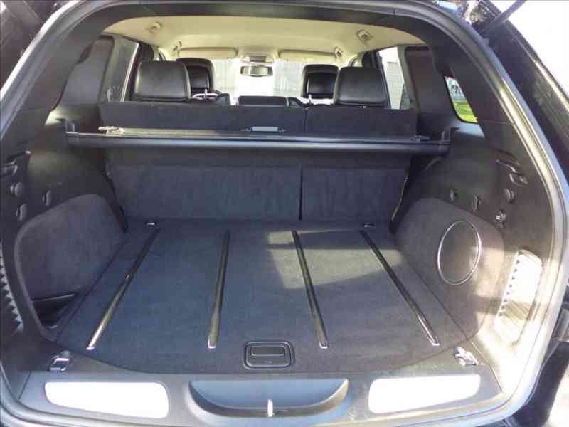 Jeep Grand Cherokee 3,0 D 4X4 - LIMITED - foto 8