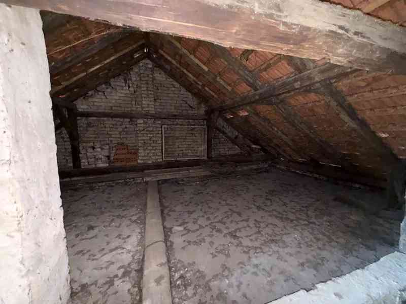 PRODEJ RD SE DVĚMA BYTOVÝMI JEDNOTKAMI V BRNĚ–MALOMĚŘICÍCH  - foto 18