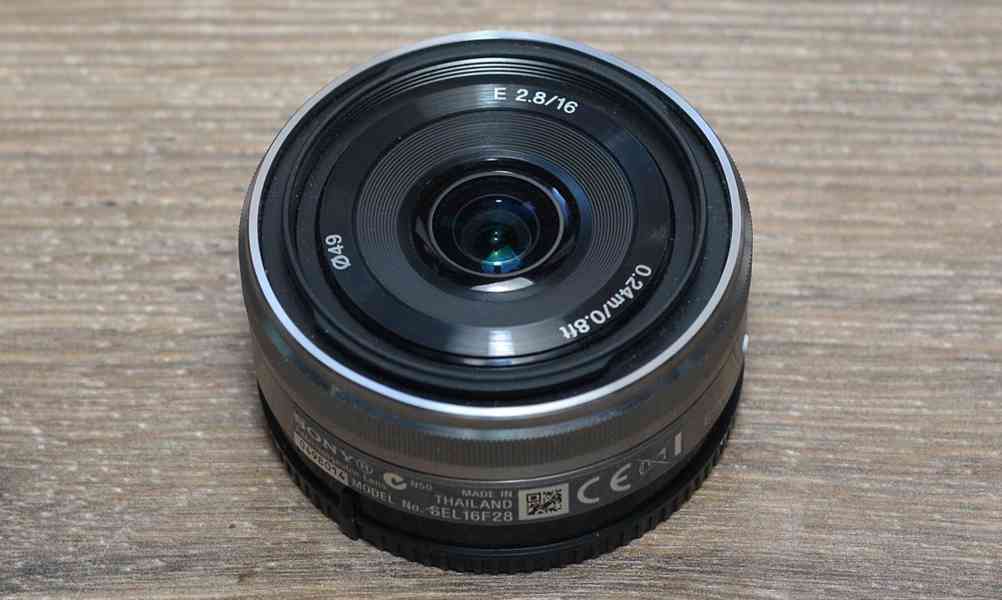 Sony E 16mm f/2,8 APS-C Pevný, širokoúhlý, E mount - foto 4