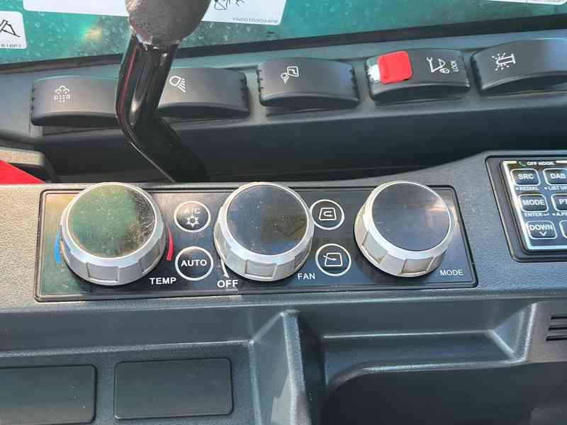 Pásové rypadlo Kobelco SK75SR-7 (Možnost leasingu) - foto 13