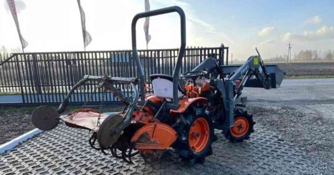 Traktor Kubota b 7001 - foto 9