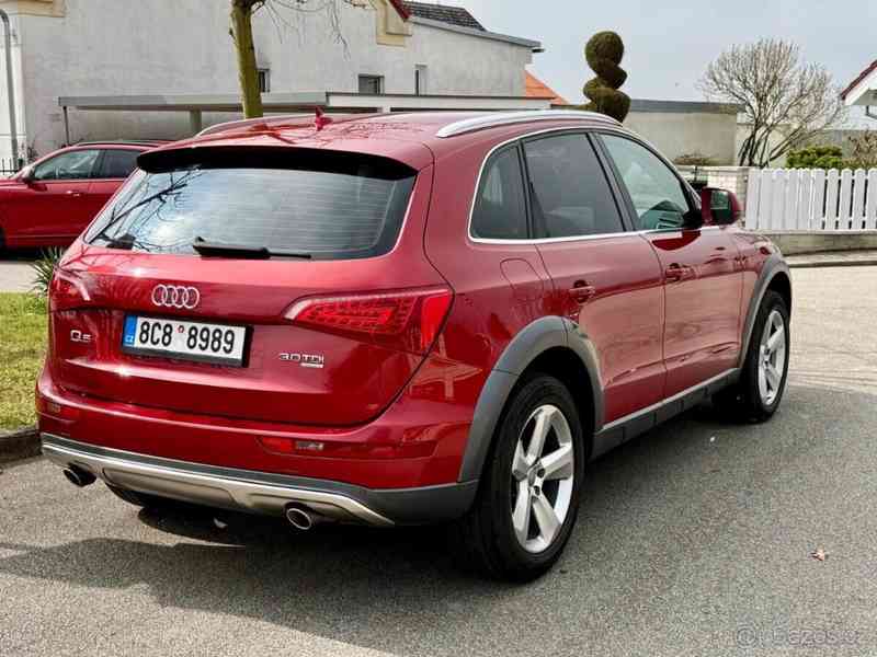 Audi Q5 3,0 148000 km, 1/2010 - foto 2