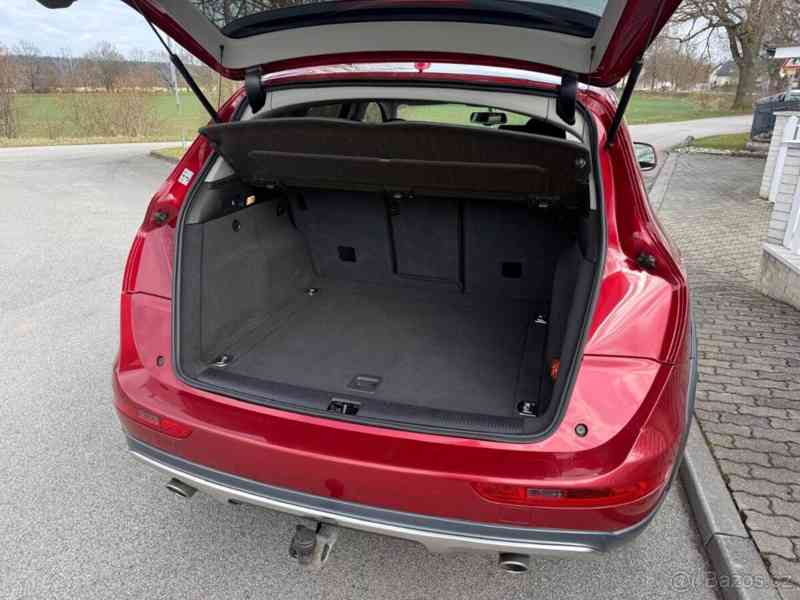 Audi Q5 3,0 148000 km, 1/2010 - foto 3