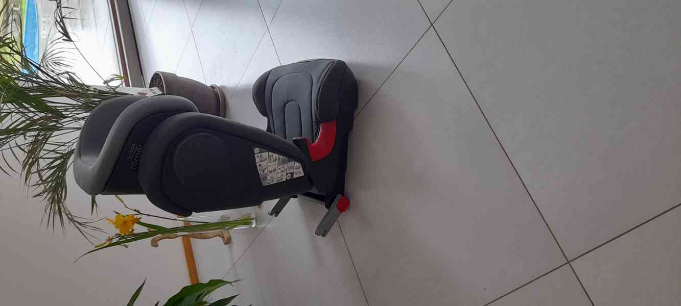 Autosedačka Britax Römer  - foto 3