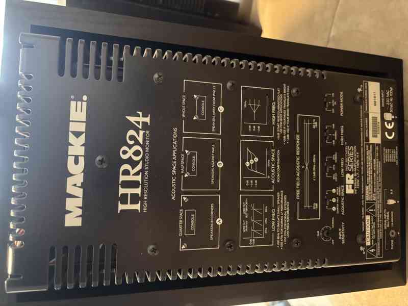 Prodám Mackie HR824 MK1 – studiové monitory (pár) - foto 3