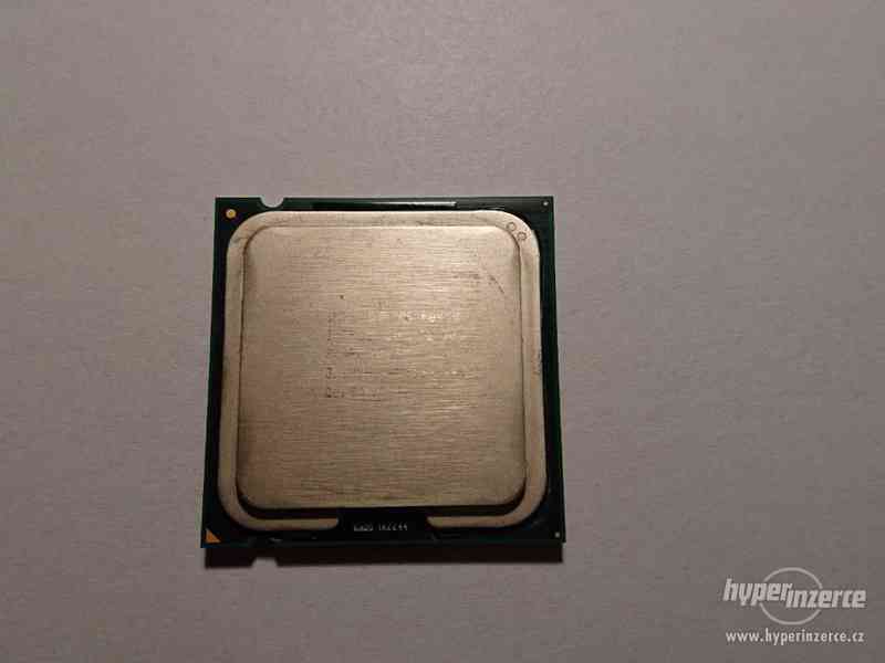Procesor Intel Core2 Duo E8400 - foto 1