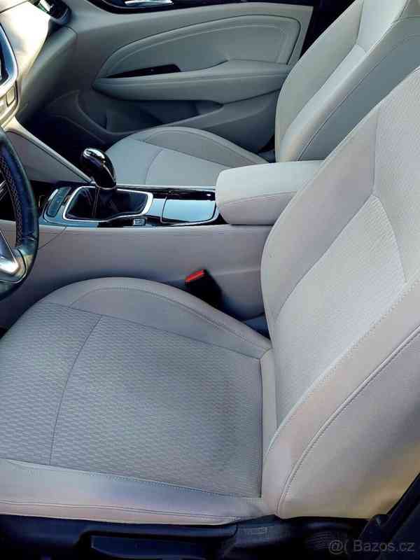 Opel Insignia 1,5 Sport Turbo - foto 7