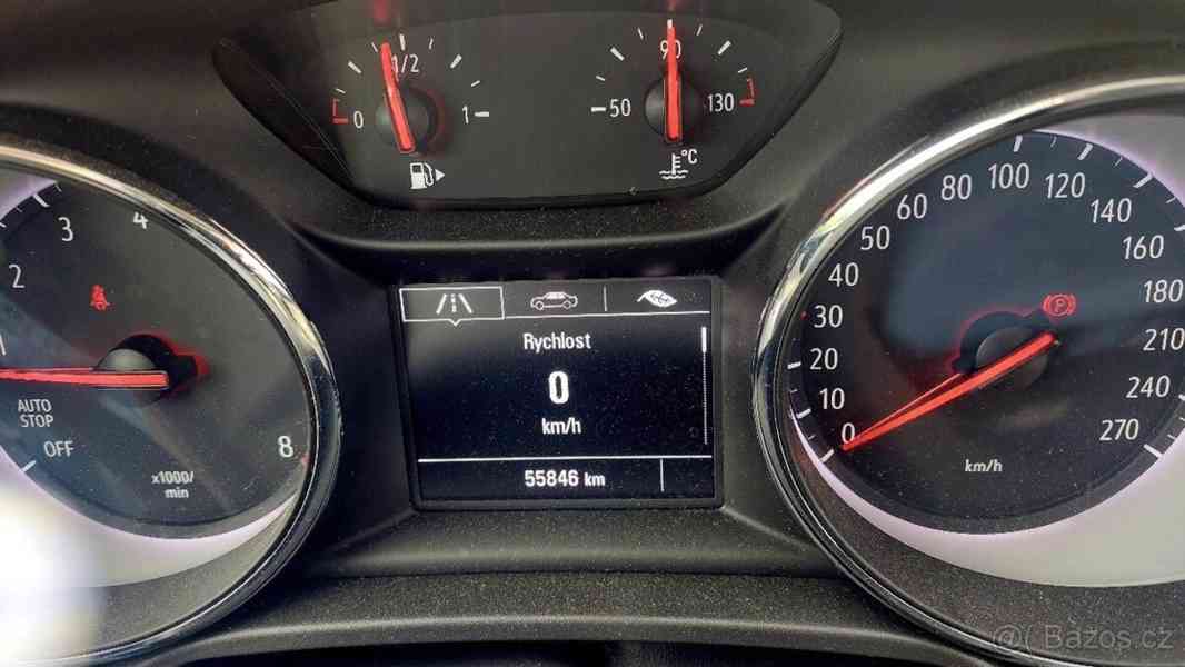 Opel Insignia 1,5 Sport Turbo - foto 2