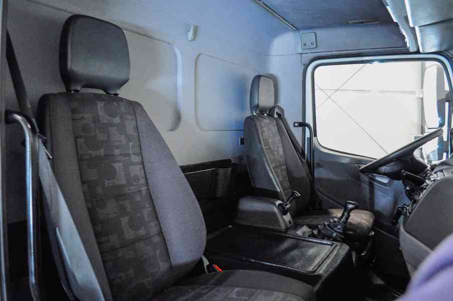 MERCEDES ATEGO 1222 HÁKOVÝ NOSIČ KONTEJNERŮ HYDR. RUKA / EU4 - foto 45