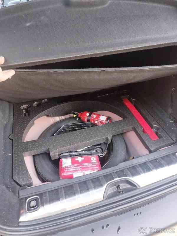 Peugeot 2008 2,0   i. 81 kW. - foto 14