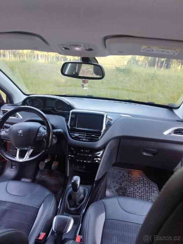 Peugeot 2008 2,0   i. 81 kW. - foto 11