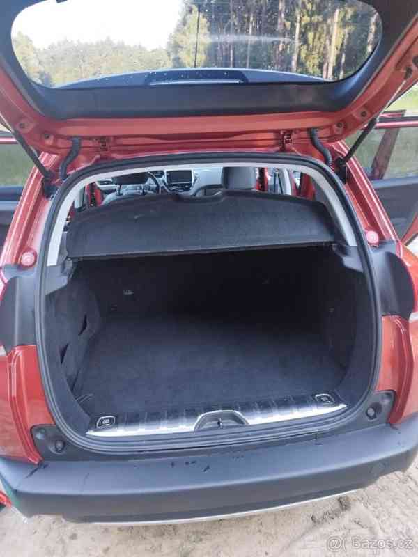 Peugeot 2008 2,0   i. 81 kW. - foto 15