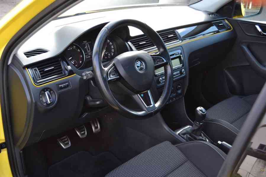 yŠkoda Rapid 1.2 TSI 77kW Spaceback Sport edition Xenon - foto 6