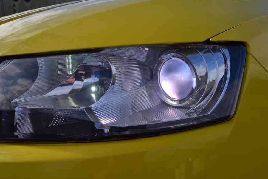 yŠkoda Rapid 1.2 TSI 77kW Spaceback Sport edition Xenon - foto 16