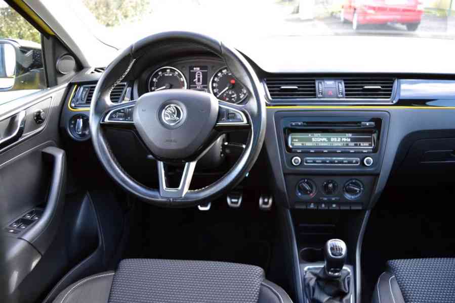 yŠkoda Rapid 1.2 TSI 77kW Spaceback Sport edition Xenon - foto 7