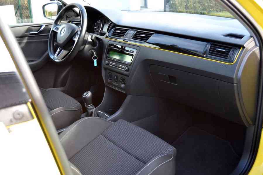 yŠkoda Rapid 1.2 TSI 77kW Spaceback Sport edition Xenon - foto 15