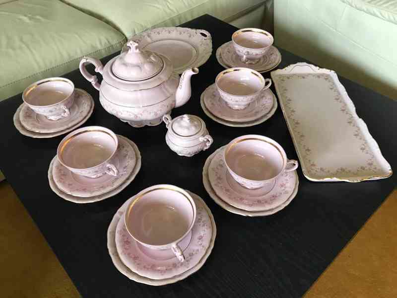 Čajová souprava z růžového porcelánu - foto 5