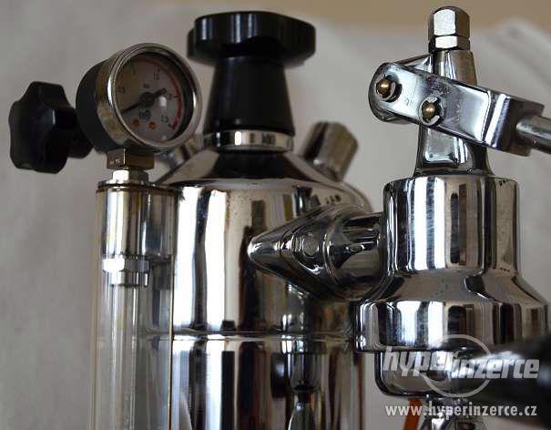 Pákové espresso - La Pavoni Professional - foto 2