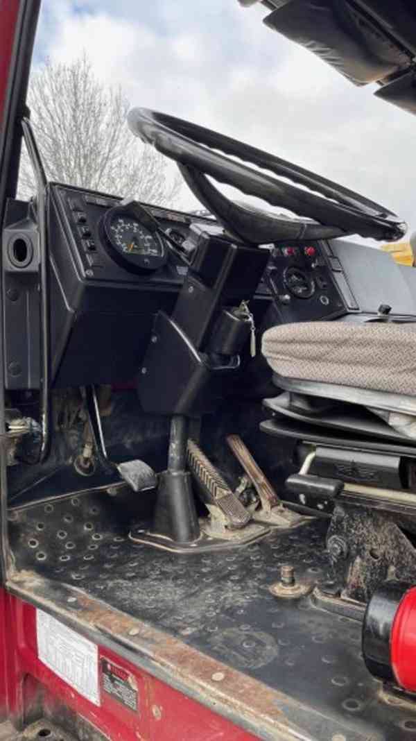 18t sklápěč MAZ motor Deutz - foto 10