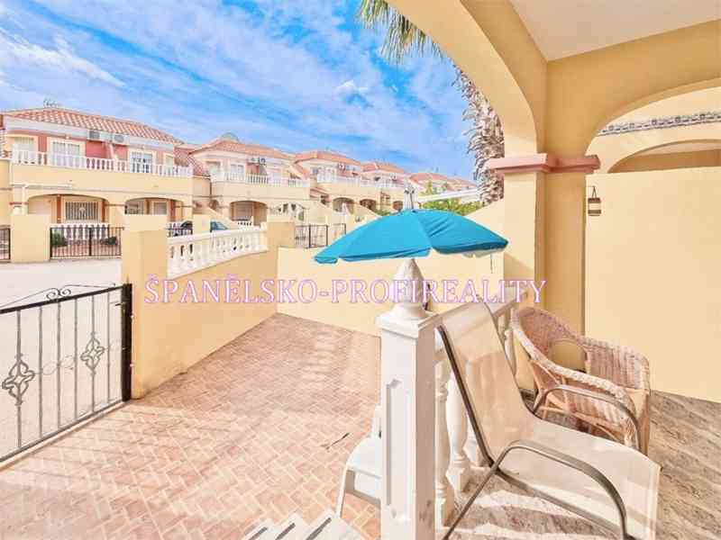 Španělsko, Alicante, La Zenia řadový dům 3kk - foto 2