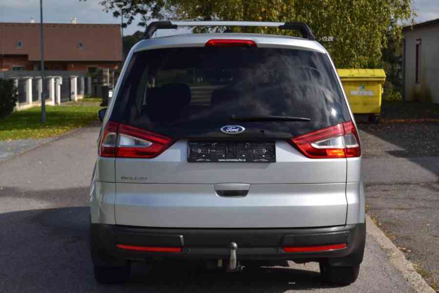 Ford Galaxy 2.0 TDCI 103kW Family 7 míst - foto 3