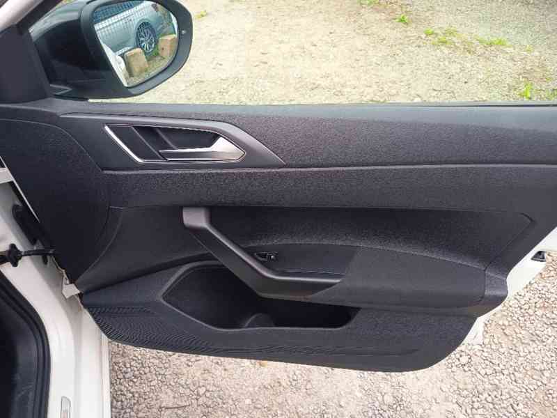 Volkswagen Taigo 1,5TSI R-Line ČR 1 majitel DPH  - foto 17