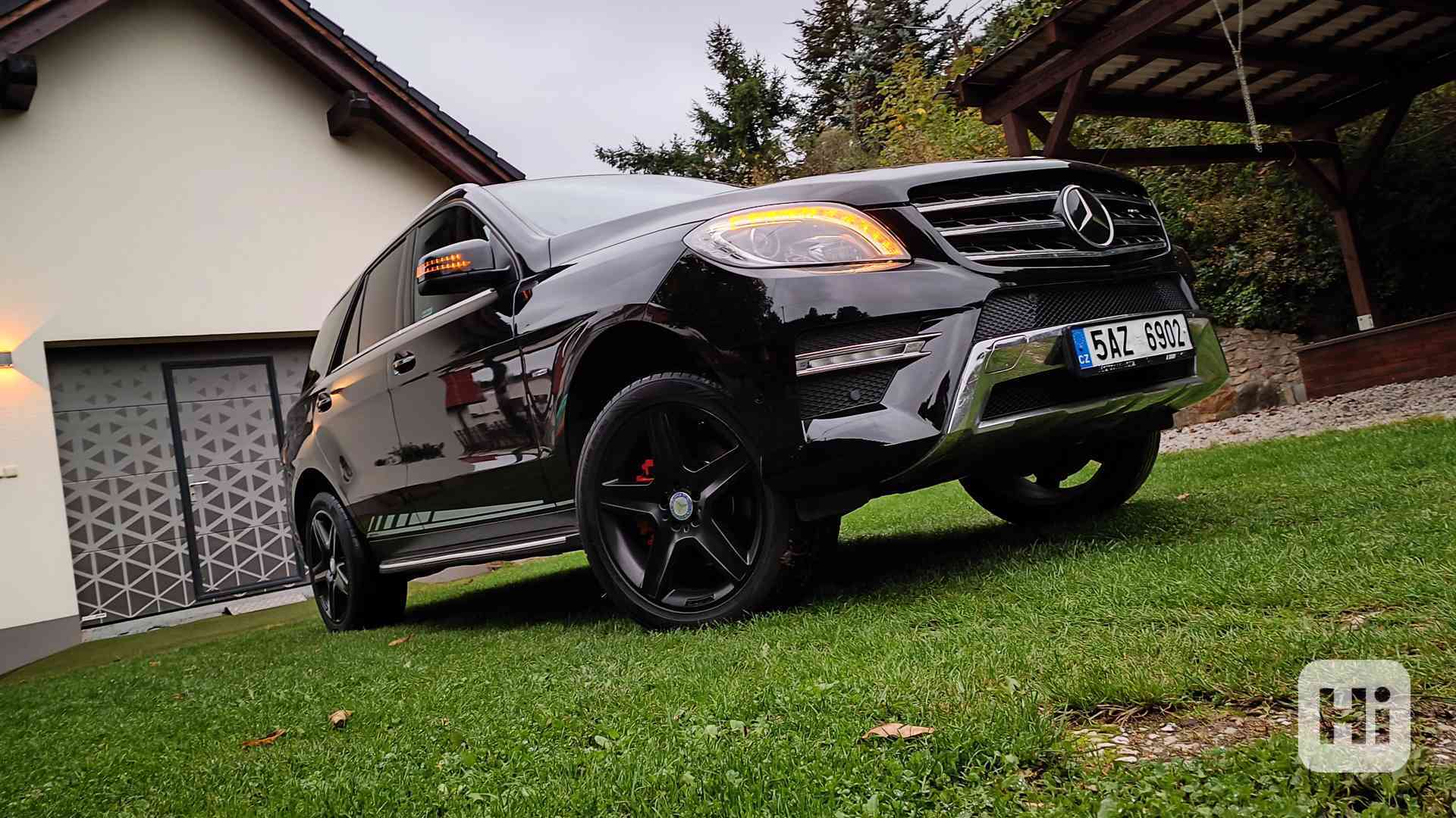 Mercedes ML 350 CDi W166 AMG CZ adaptivní tem. - foto 1