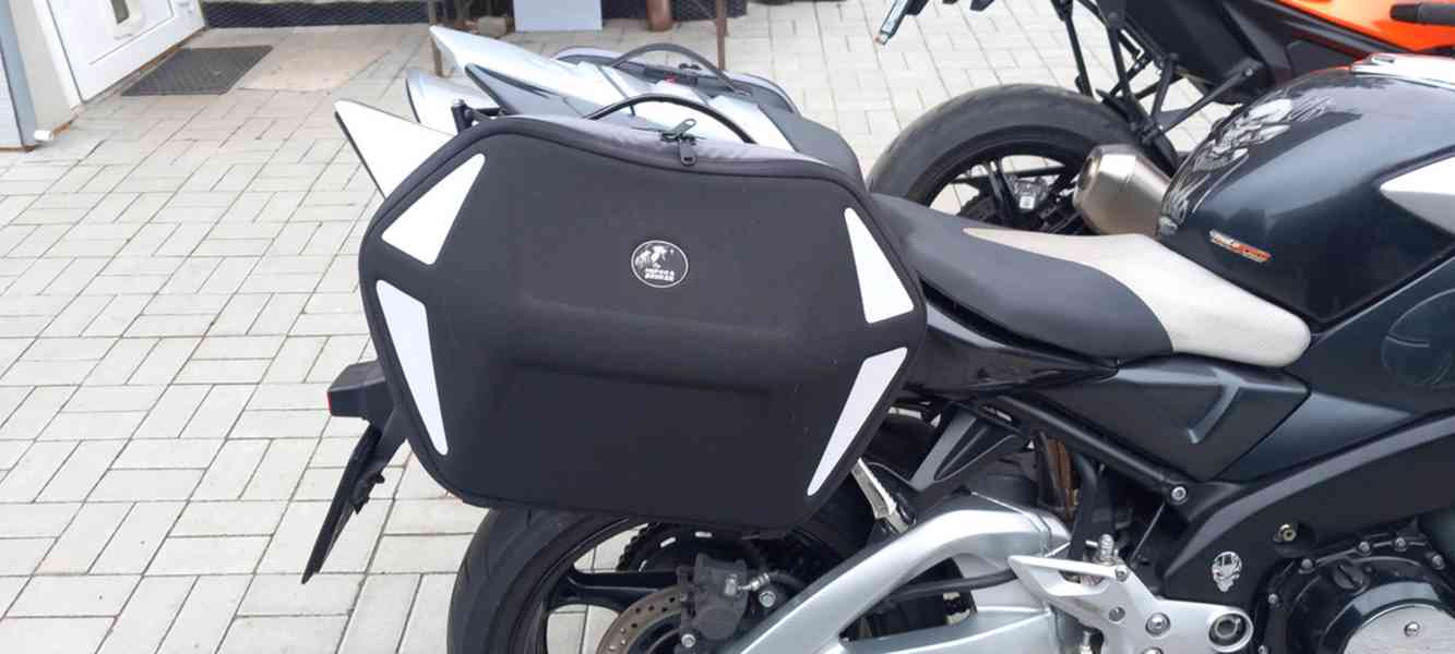 Nosiče bočních brašen H&C-Bow pro Suzuki B-King - foto 7