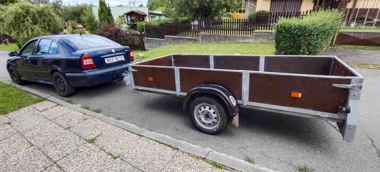 ŠKODA OCTAVIA LIFTBACK + NÁKLADNÍ PŘÍVĚS - foto 1