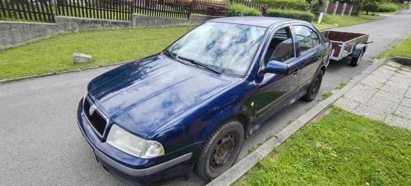 ŠKODA OCTAVIA LIFTBACK + NÁKLADNÍ PŘÍVĚS - foto 2