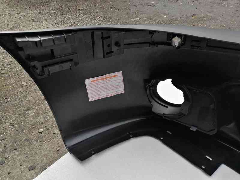 BMW E39 - přední nárazník M5 s PDC + ostřikovače. - foto 4