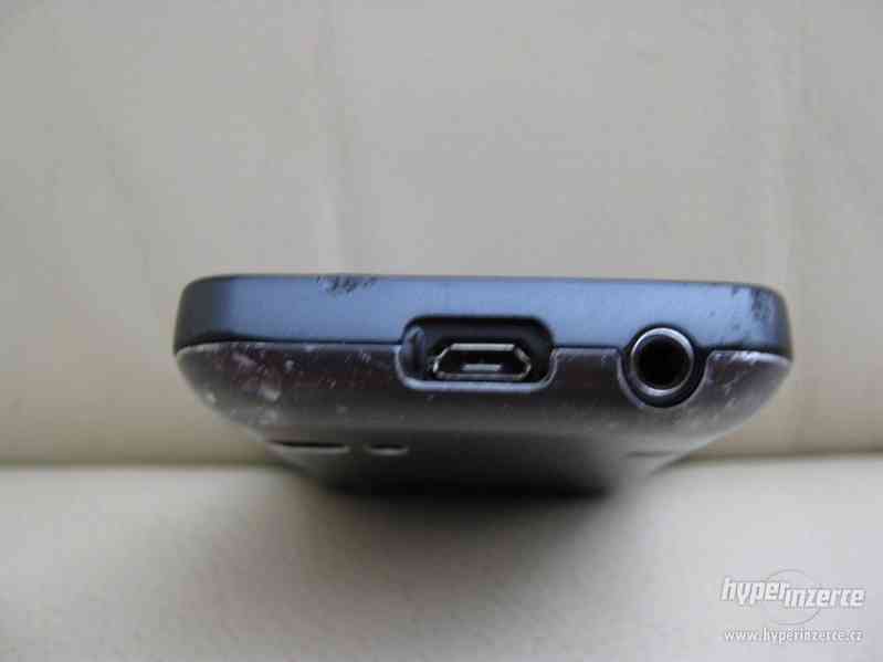 Samsung Wawe 723 - dotykový mobilní telefon - foto 4