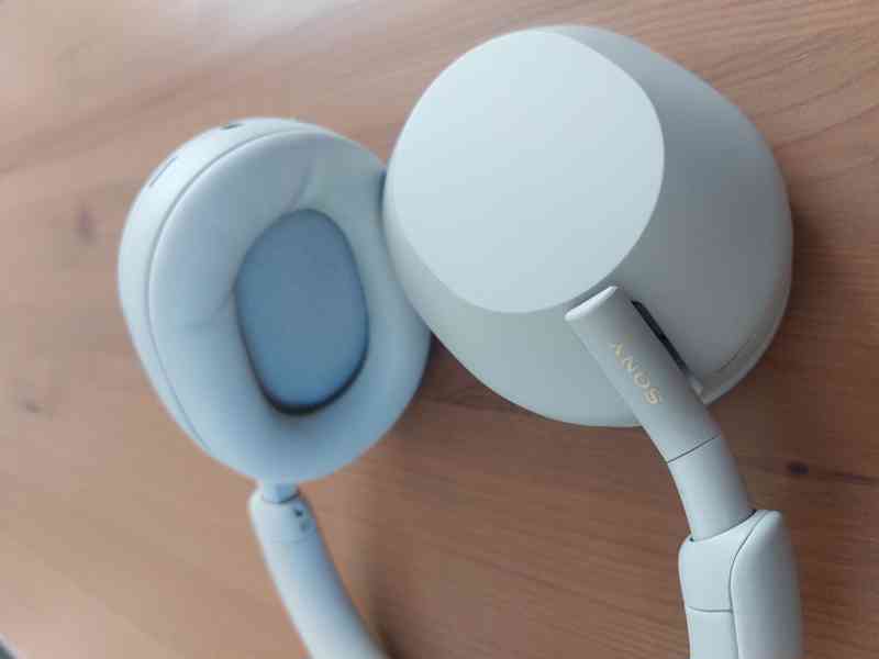 Sluchátka Sony WH-1000XM5-stříbrná-ZÁRUKA - foto 3