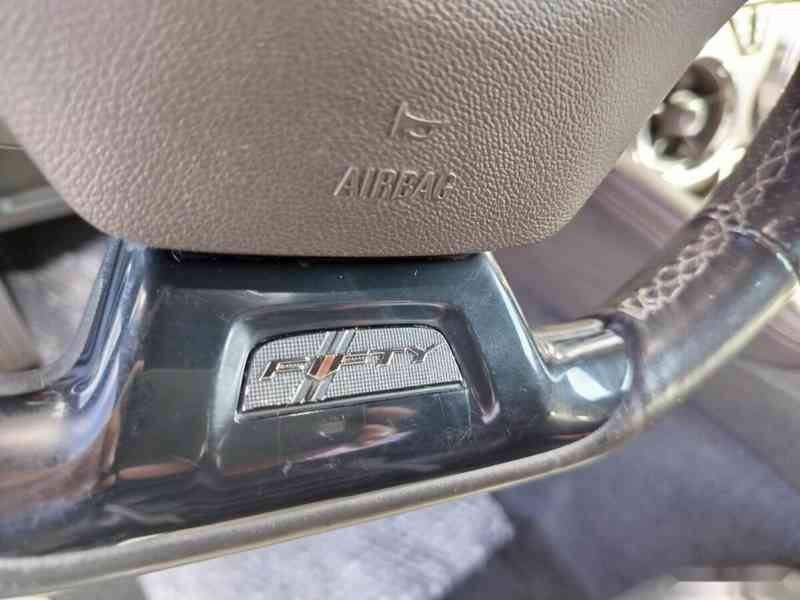 Chevrolet Camaro 340ps 50th DPH - foto 7