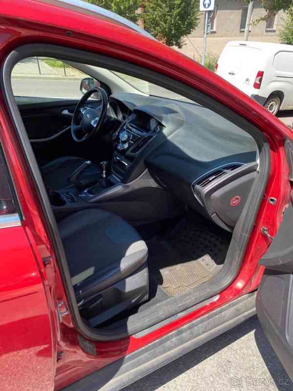 Ford Focus 2,0 TDCi 103kW - foto 13