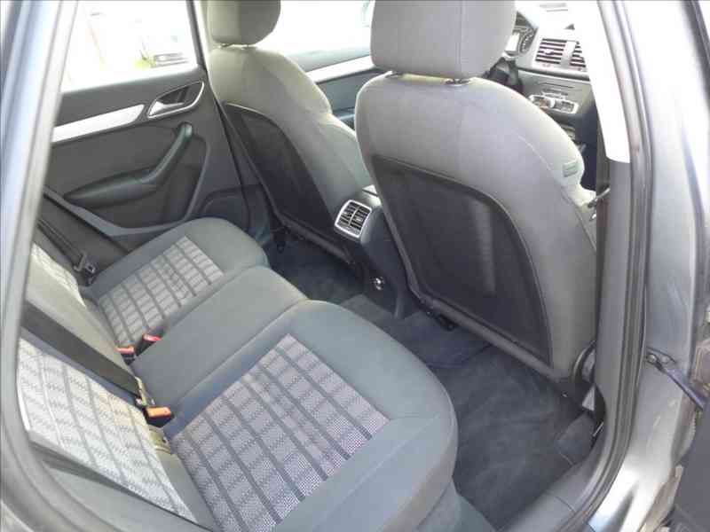 Audi Q3 2,0 TDI 130KW 4X4 NAVI 1.MAJ - foto 9